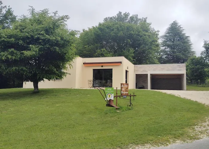 別荘 Le Bois Du Forgeron *