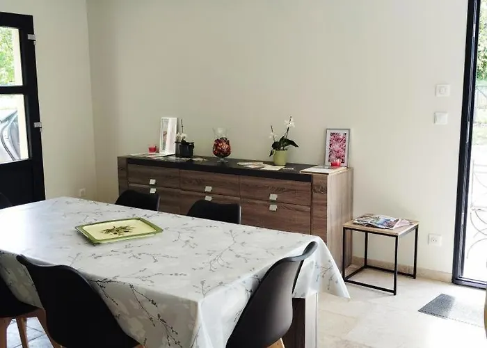 Le Bois Du Forgeron 別荘 *