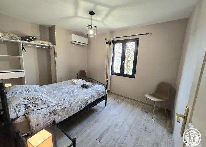 別荘 Le Bois Du Forgeron サルラ・ラ・カネダ