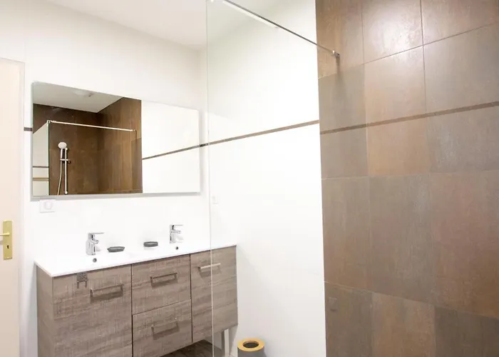 別荘 Le Bois Du Forgeron サルラ・ラ・カネダ