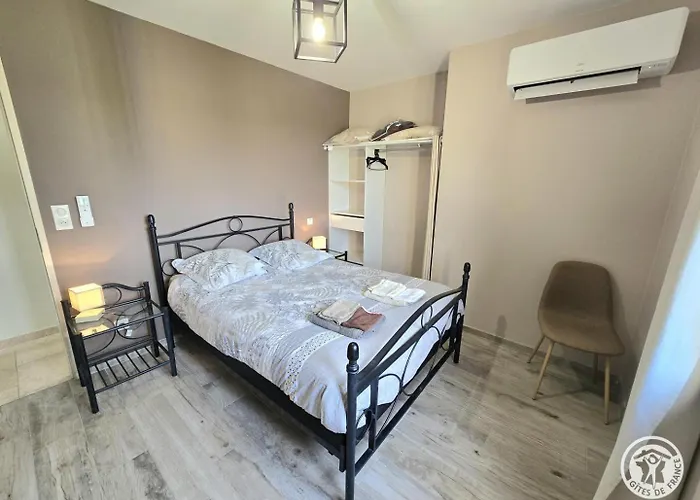Le Bois Du Forgeron Hébergement de vacances Sarlat